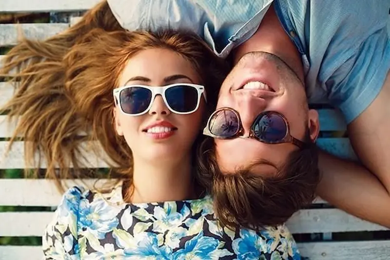tại sao kính râm hot trend lại dược yêu thích